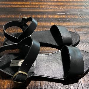 Steve Madden Black Leather Sandals Sz 5